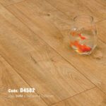 Sàn Gỗ Công Nghiệp Kronopol Aqua Zero Movie 8mm D4582